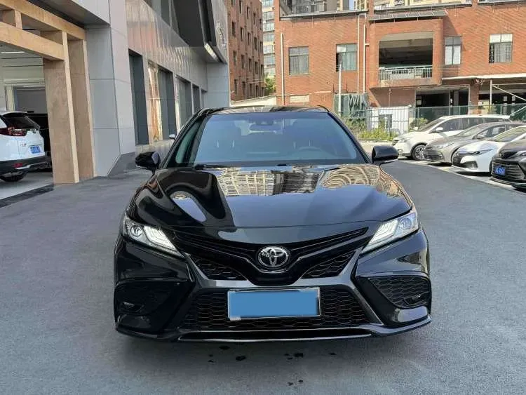 2022 Toyota Camry 2.0L 178HP L4 CVT,autocango,china used car exporter,china ev exporter,chinese used car exporter,chinese used ev exporter