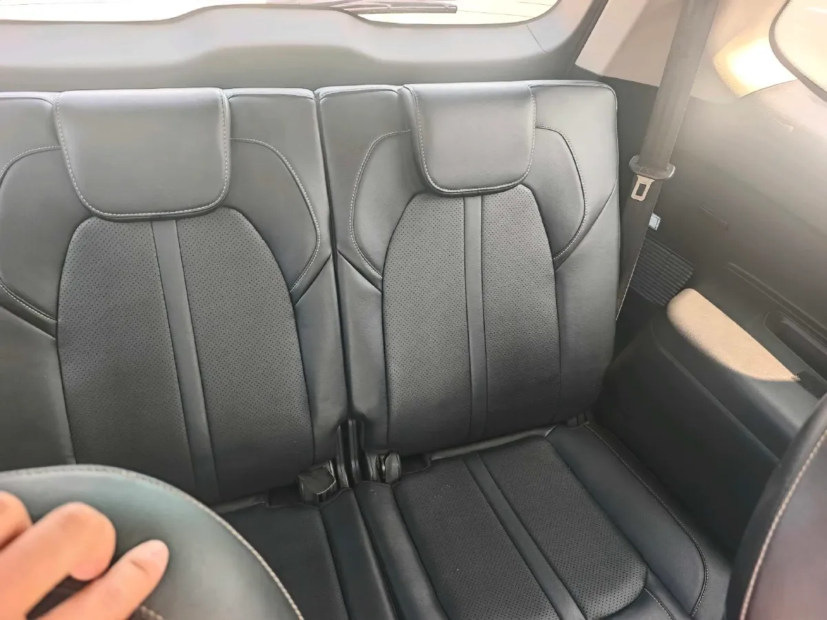 2019 BaoJun 360 1.5L 105HP L4 6MT,autocango,china used car exporter,china ev exporter,chinese used car exporter,chinese used ev exporter