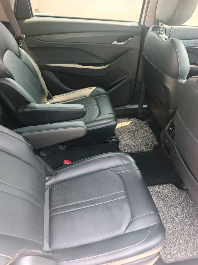 2019 BaoJun 360 1.5L 105HP L4 6MT,autocango,china used car exporter,china ev exporter,chinese used car exporter,chinese used ev exporter