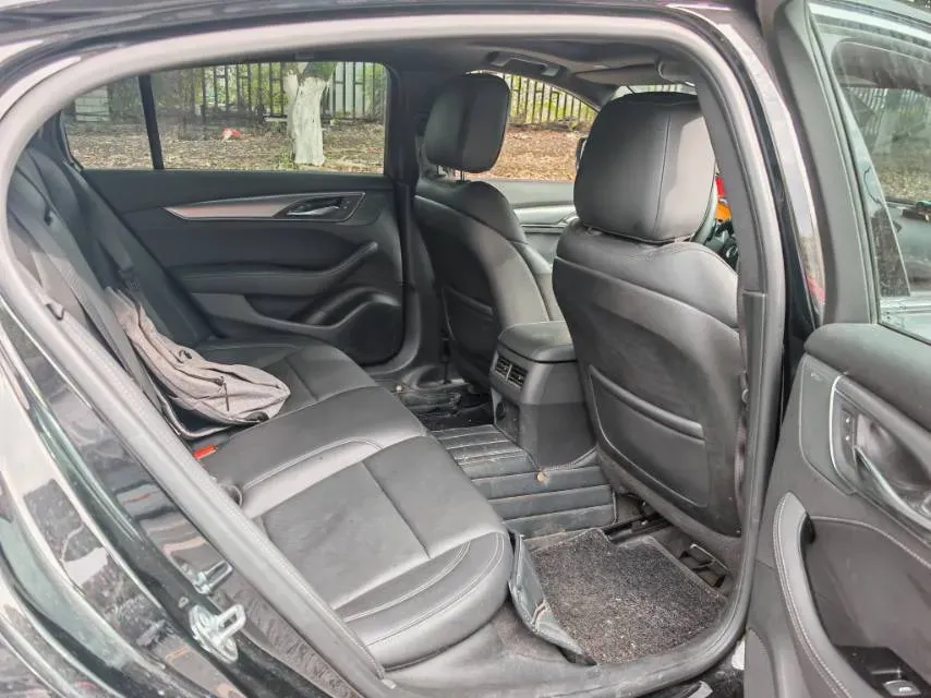 2024 Cadillac CT5 2.0T 237HP L4 10AT,autocango,china used car exporter,china ev exporter,chinese used car exporter,chinese used ev exporter