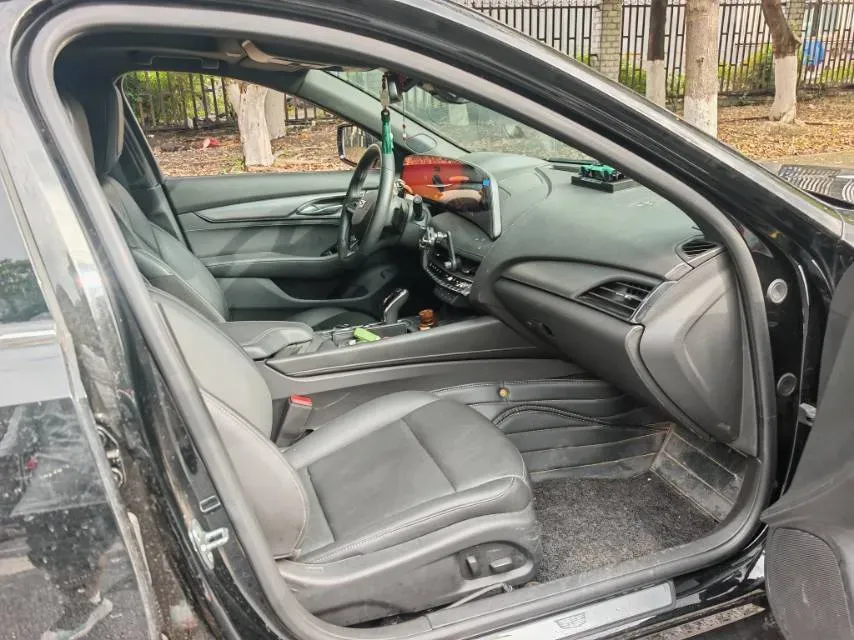 2024 Cadillac CT5 2.0T 237HP L4 10AT,autocango,china used car exporter,china ev exporter,chinese used car exporter,chinese used ev exporter