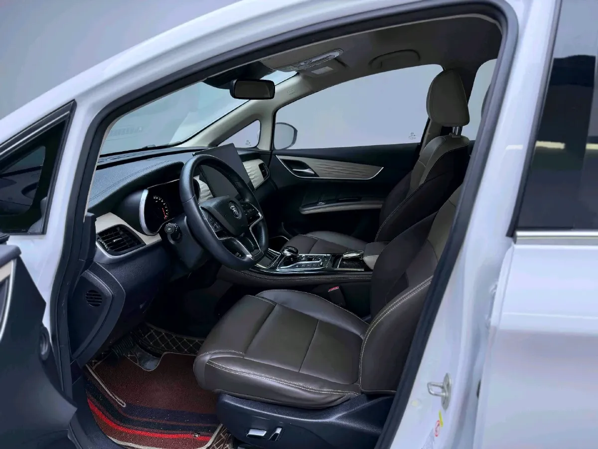 2022 Skyworth HT-i 1.5L 110HP L4 E-CVT PHEV 21.68KWH,autocango,china used car exporter,china ev exporter,chinese used car exporter,chinese used ev exporter