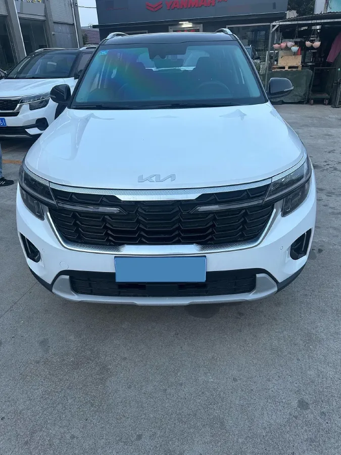 2023 Kia Seltos 1.5L 115HP L4 CVT,autocango,china used car exporter,china ev exporter,chinese used car exporter,chinese used ev exporter