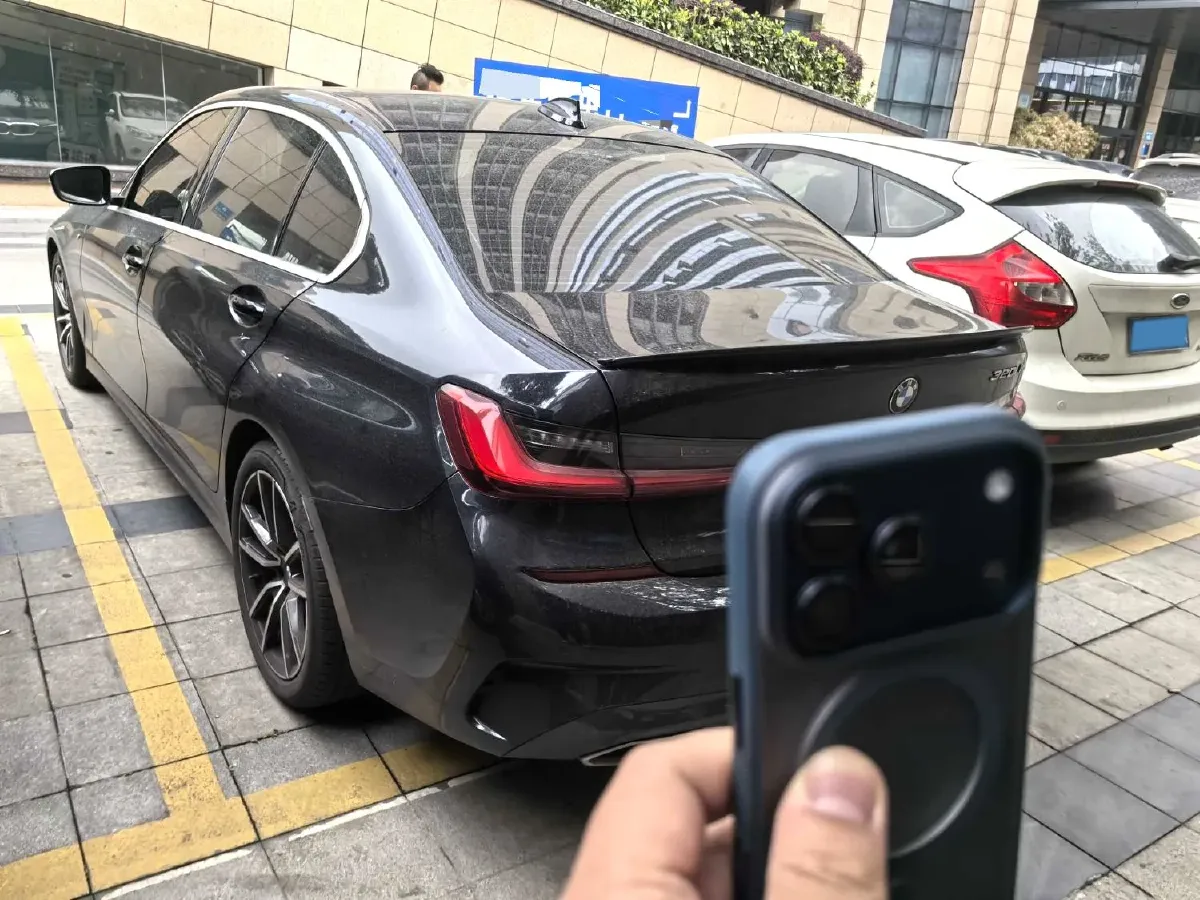 2021 BMW 3 Series 2.0T 156HP L4 8AT,autocango,china used car exporter,china ev exporter,chinese used car exporter,chinese used ev exporter