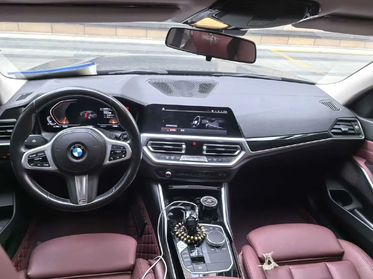 2021 BMW 3 Series 2.0T 156HP L4 8AT,autocango,china used car exporter,china ev exporter,chinese used car exporter,chinese used ev exporter
