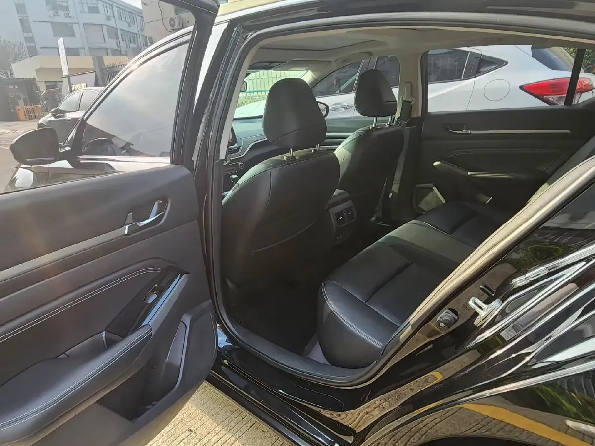 2021 Nissan Teana 2.0L 156HP L4 CVT,autocango,china used car exporter,china ev exporter,chinese used car exporter,chinese used ev exporter
