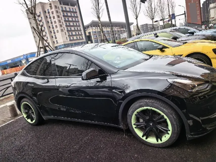 2022 Tesla Model Y BEV 60KWH,autocango,china used car exporter,china ev exporter,chinese used car exporter,chinese used ev exporter