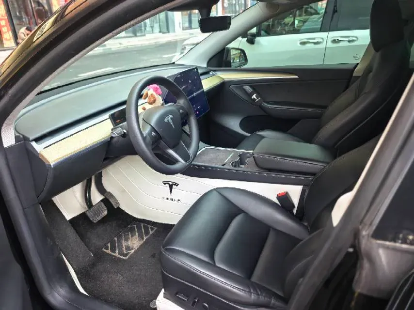 2022 Tesla Model Y BEV 60KWH,autocango,china used car exporter,china ev exporter,chinese used car exporter,chinese used ev exporter