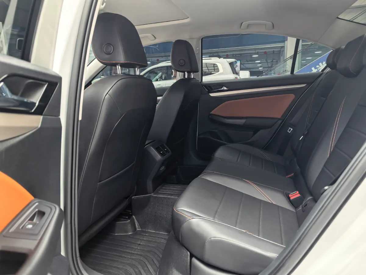 2023 Volkswagen Bora 1.2T 116HP L4 7DCT,autocango,china used car exporter,china ev exporter,chinese used car exporter,chinese used ev exporter