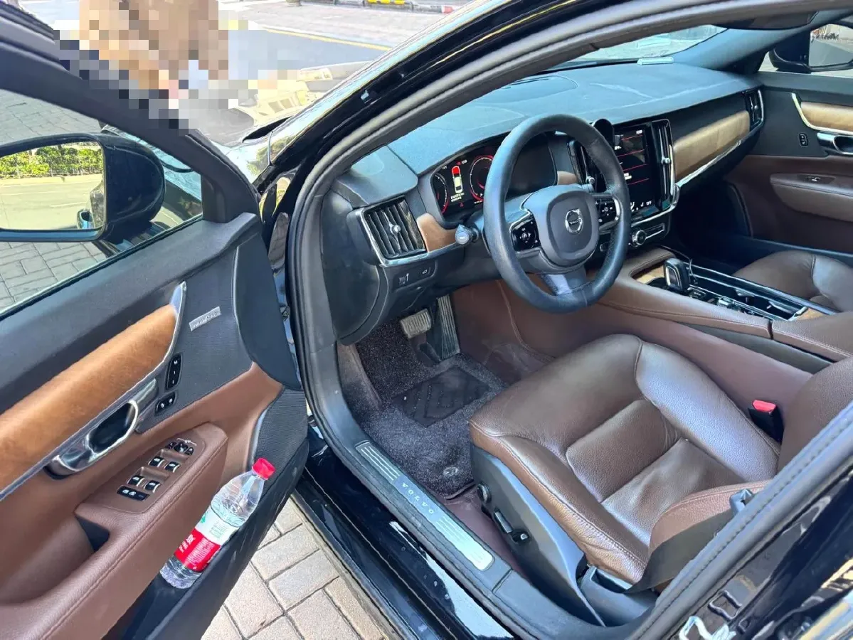 2021 Volvo S90 2.0T 250HP L4 8AT,autocango,china used car exporter,china ev exporter,chinese used car exporter,chinese used ev exporter