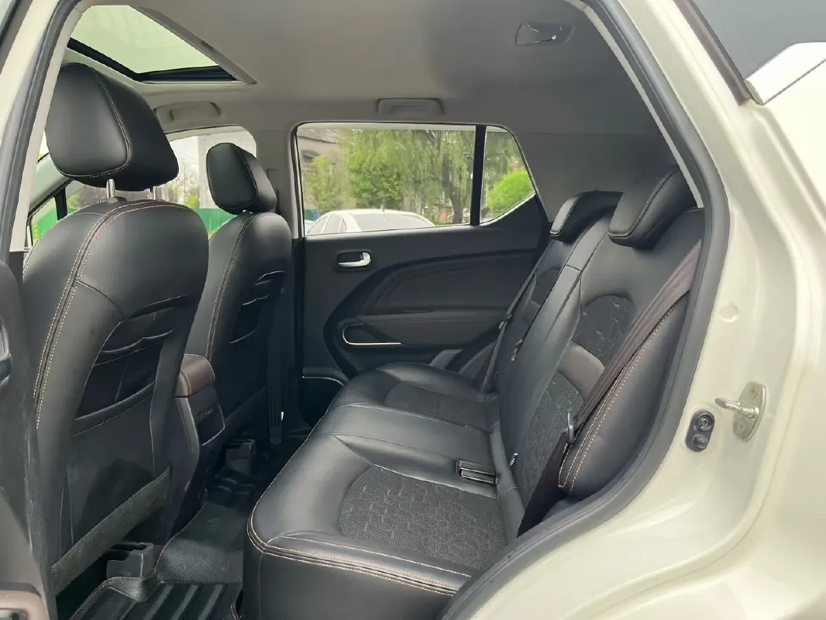 2017 GAC Trumpchi GS3 1.3T 137HP L4 6AT,autocango,china used car exporter,china ev exporter,chinese used car exporter,chinese used ev exporter