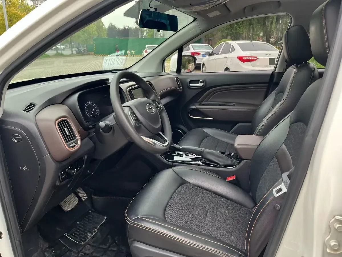 2017 GAC Trumpchi GS3 1.3T 137HP L4 6AT,autocango,china used car exporter,china ev exporter,chinese used car exporter,chinese used ev exporter