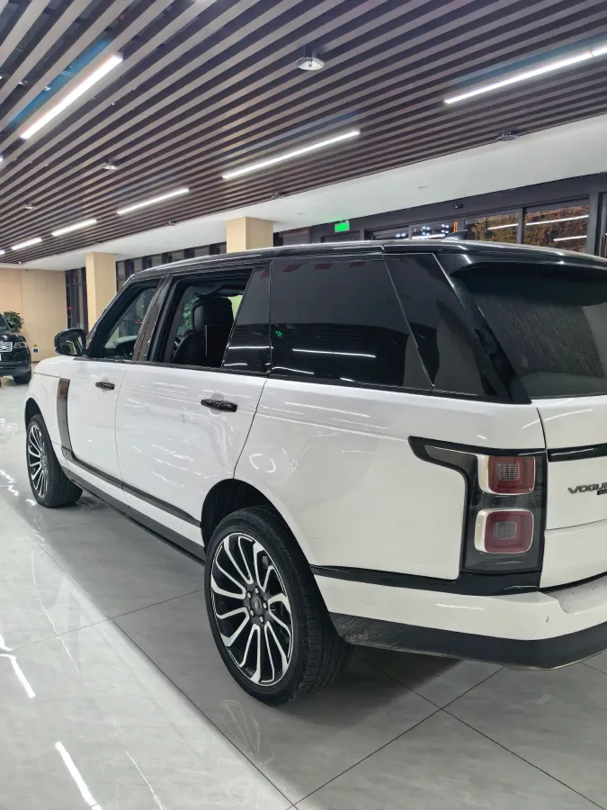 2020 Land Rover Range Rover 3.0T 400HP L6 8AT,autocango,china used car exporter,china ev exporter,chinese used car exporter,chinese used ev exporter
