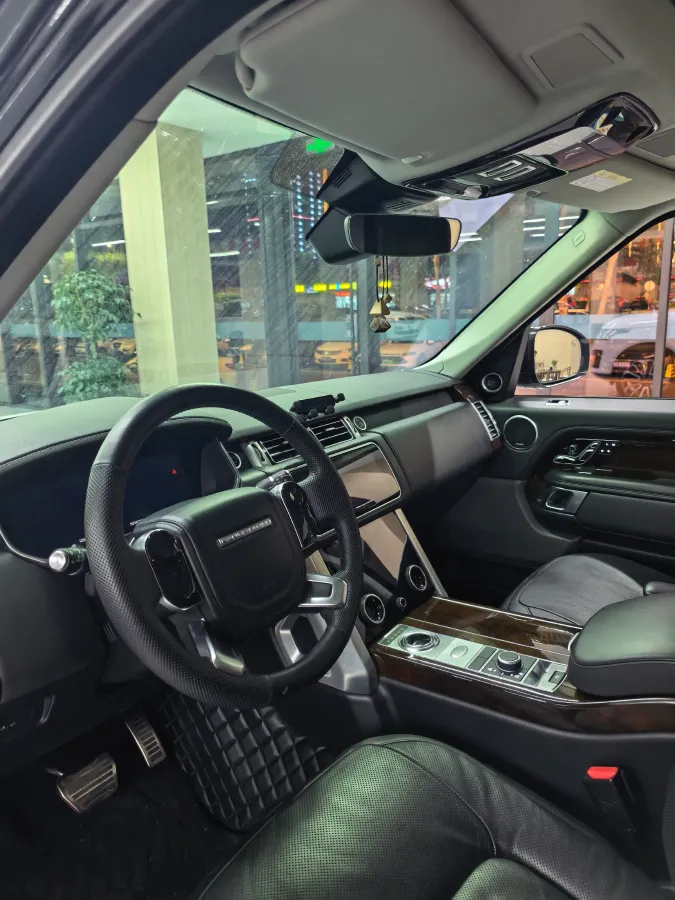 2020 Land Rover Range Rover 3.0T 400HP L6 8AT,autocango,china used car exporter,china ev exporter,chinese used car exporter,chinese used ev exporter