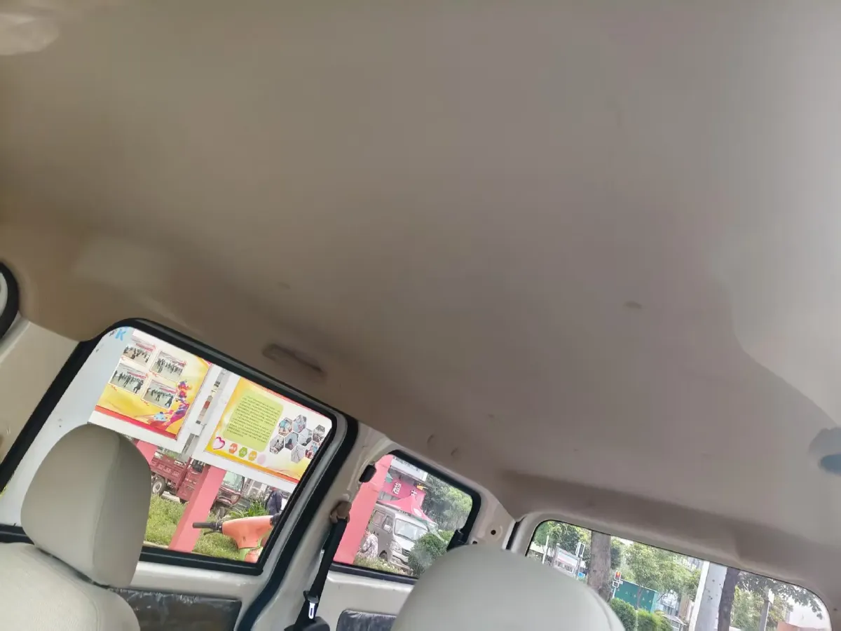 2019 WuLing RongGuang V 1.5L 99HP L4 6MT,autocango,china used car exporter,china ev exporter,chinese used car exporter,chinese used ev exporter