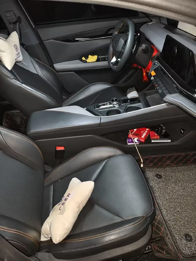 2022 ChangAn UNI-V 1.5T 188HP L4 7DCT,autocango,china used car exporter,china ev exporter,chinese used car exporter,chinese used ev exporter