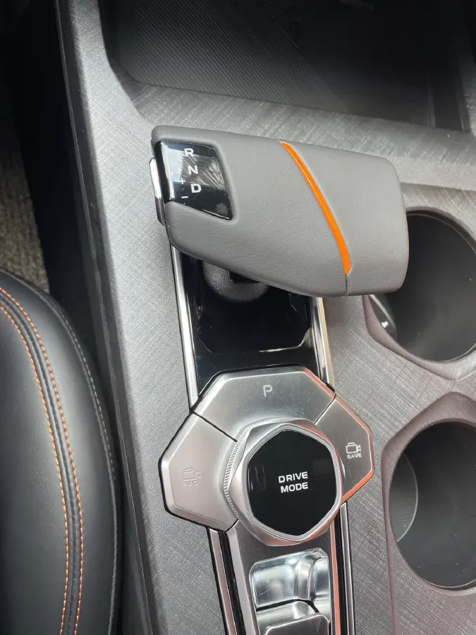 2022 ChangAn UNI-V 1.5T 188HP L4 7DCT,autocango,china used car exporter,china ev exporter,chinese used car exporter,chinese used ev exporter