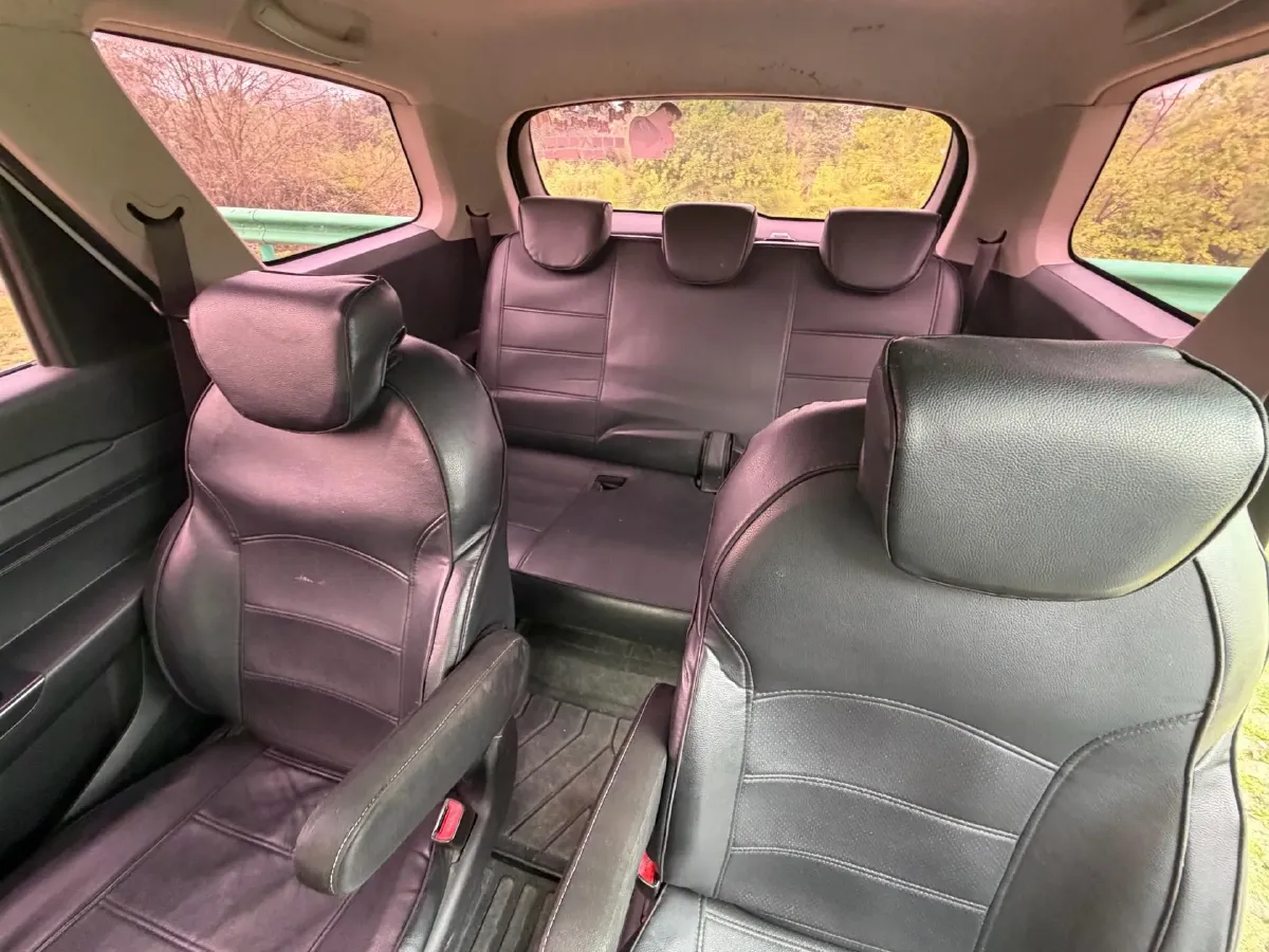 2019 WuLing HongGuang S3 1.5L 112HP L4 6MT,autocango,china used car exporter,china ev exporter,chinese used car exporter,chinese used ev exporter