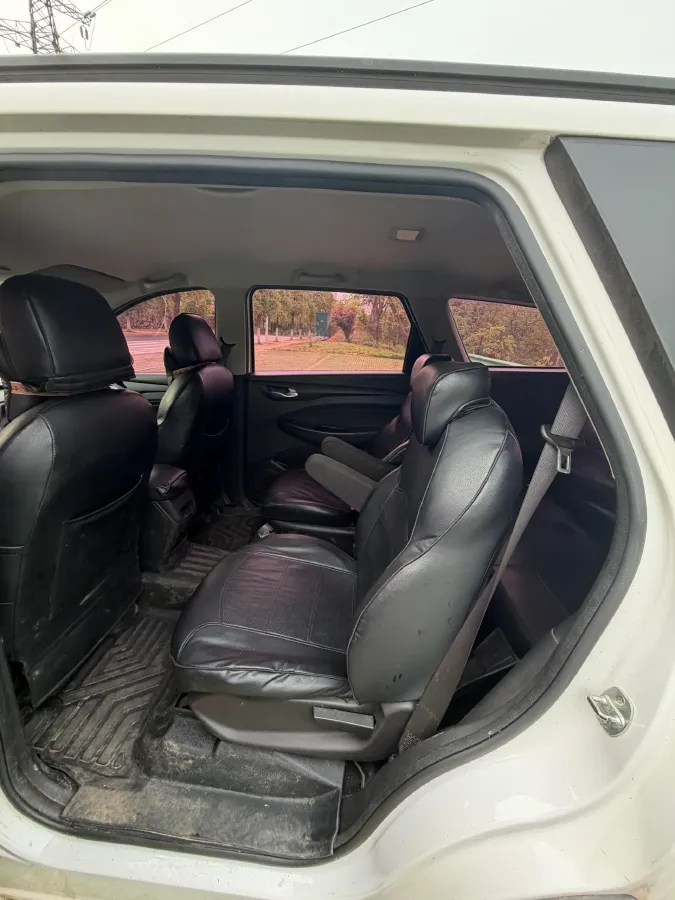 2019 WuLing HongGuang S3 1.5L 112HP L4 6MT,autocango,china used car exporter,china ev exporter,chinese used car exporter,chinese used ev exporter