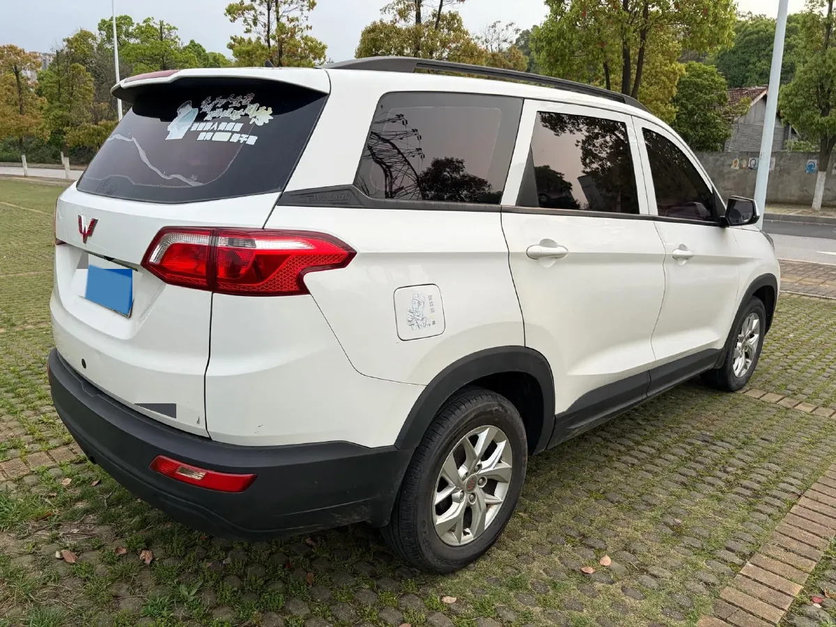 2019 WuLing HongGuang S3 1.5L 112HP L4 6MT,autocango,china used car exporter,china ev exporter,chinese used car exporter,chinese used ev exporter