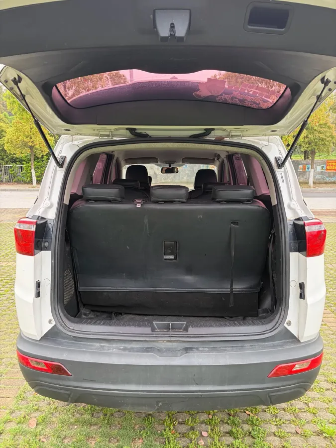 2019 WuLing HongGuang S3 1.5L 112HP L4 6MT,autocango,china used car exporter,china ev exporter,chinese used car exporter,chinese used ev exporter