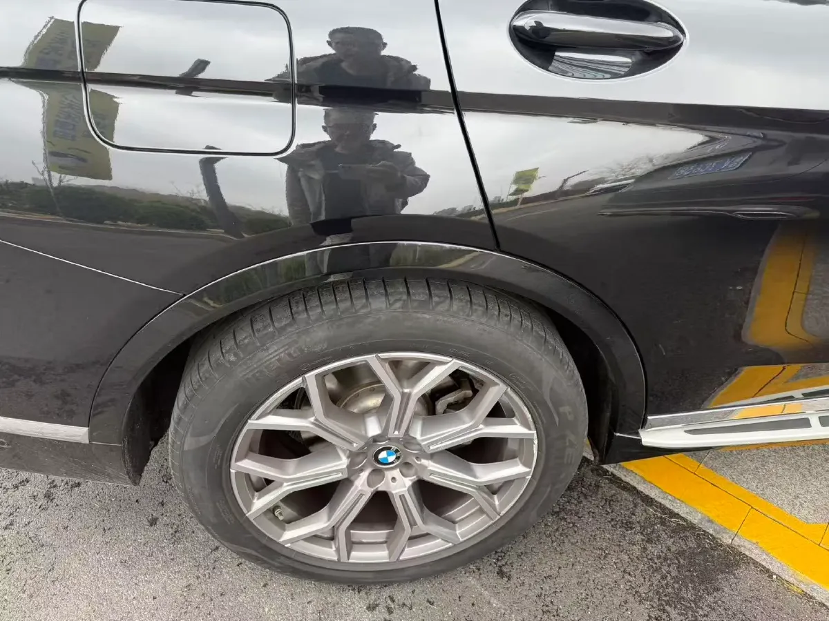 2023 BMW X7 3.0T 381HP L6 8AT,autocango,china used car exporter,china ev exporter,chinese used car exporter,chinese used ev exporter