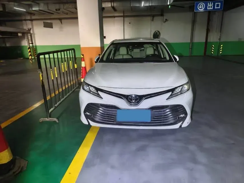 2018 Toyota Camry 2.0L 169HP L4 6AT,autocango,china used car exporter,china ev exporter,chinese used car exporter,chinese used ev exporter