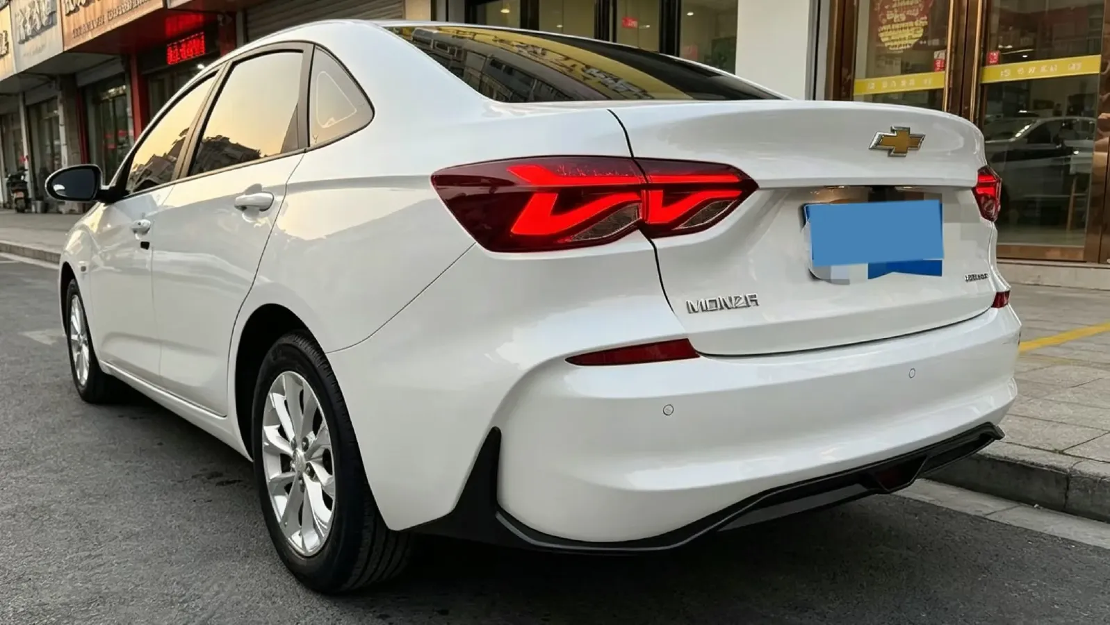 2024 Chevrolet Monza 1.5L 113HP L4 6DCT,autocango,china used car exporter,china ev exporter,chinese used car exporter,chinese used ev exporter