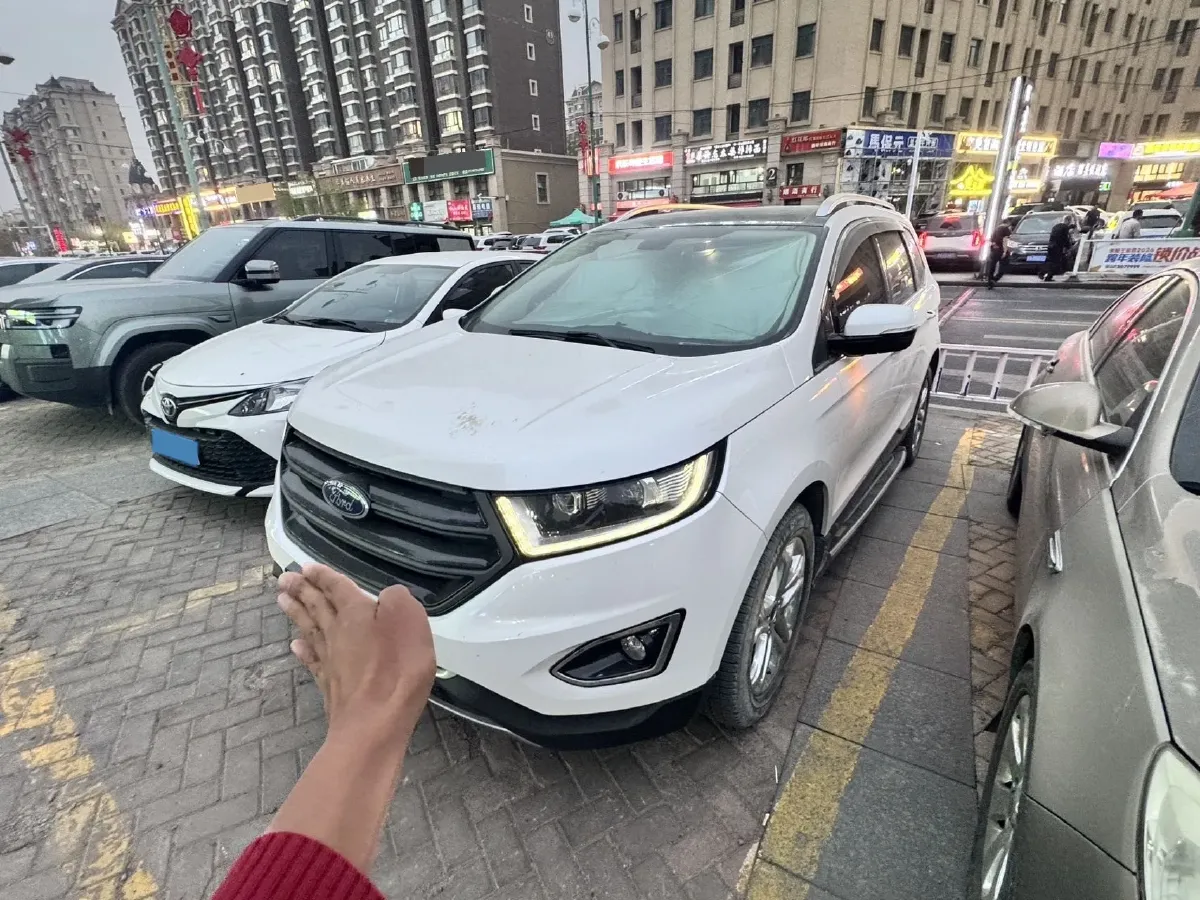 2017 Ford Edge 2.0T 245HP L4 6AT,autocango,china used car exporter,china ev exporter,chinese used car exporter,chinese used ev exporter