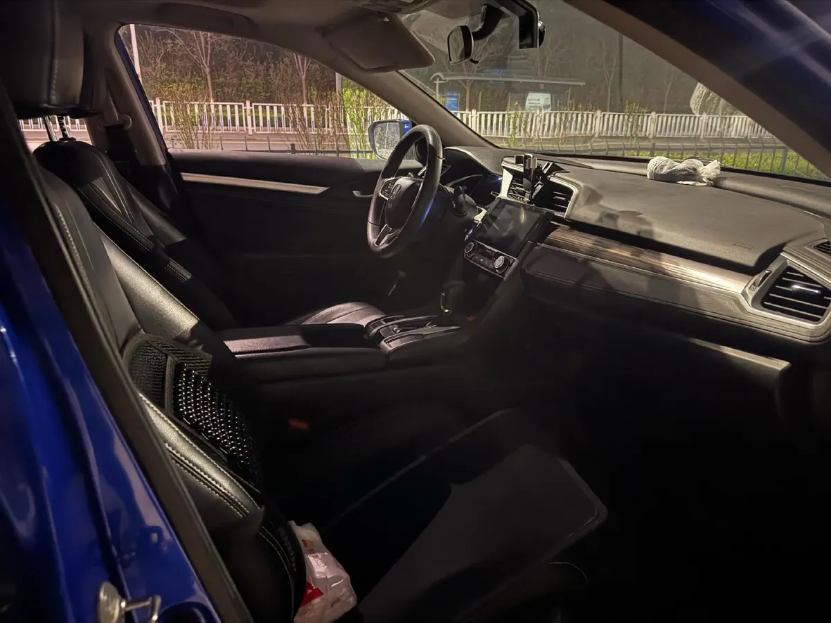 2019 Honda Civic 1.5T 177HP L4 CVT,autocango,china used car exporter,china ev exporter,chinese used car exporter,chinese used ev exporter