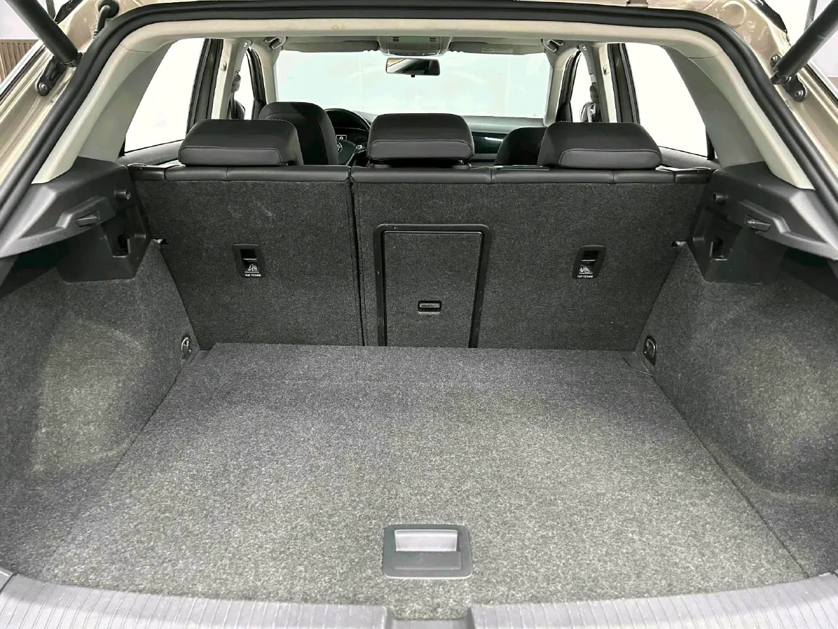 2018 Borgward BX7 2.0T 224HP L4 6AT,autocango,china used car exporter,china ev exporter,chinese used car exporter,chinese used ev exporter