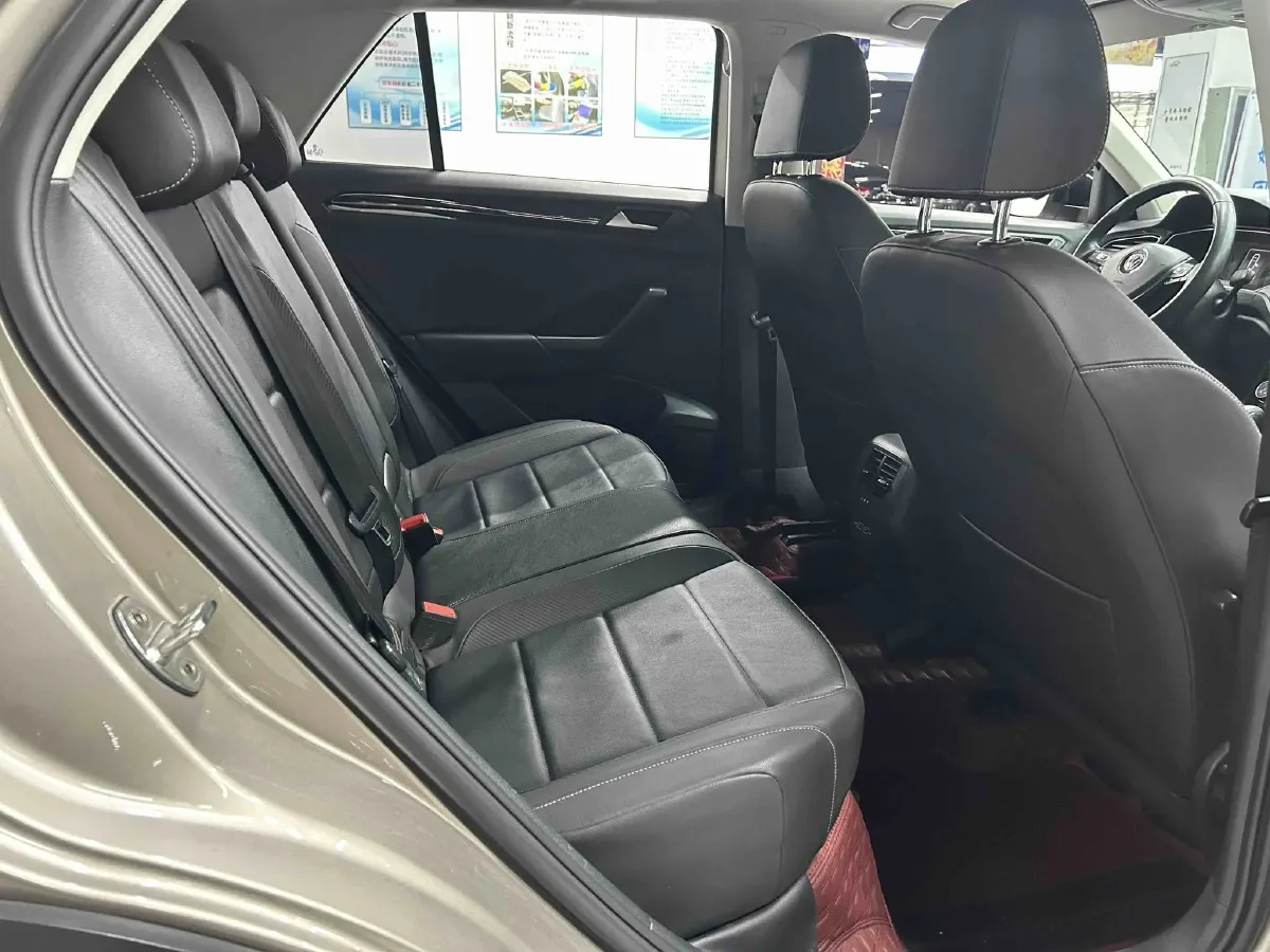 2018 Borgward BX7 2.0T 224HP L4 6AT,autocango,china used car exporter,china ev exporter,chinese used car exporter,chinese used ev exporter