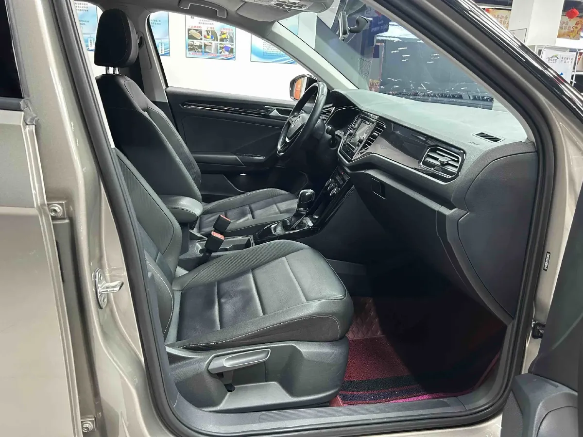 2018 Borgward BX7 2.0T 224HP L4 6AT,autocango,china used car exporter,china ev exporter,chinese used car exporter,chinese used ev exporter