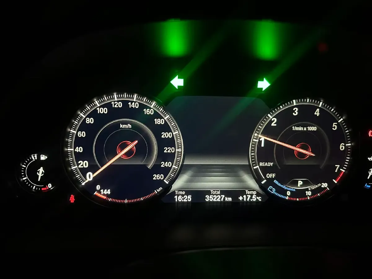 2019 BMW 3 Series GT 2.0T 184HP L4 8AT,autocango,china used car exporter,china ev exporter,chinese used car exporter,chinese used ev exporter