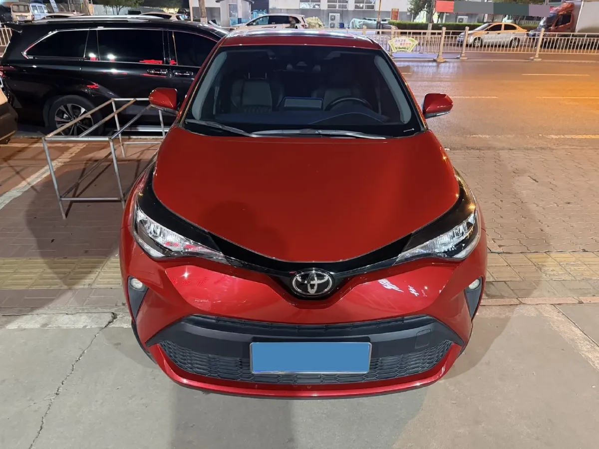 2023 Toyota C-HR 2.0L 171HP L4 CVT,autocango,china used car exporter,china ev exporter,chinese used car exporter,chinese used ev exporter