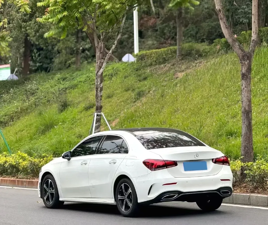 2022 Mercedes-Benz A Class 1.3T 163HP L4 7DCT,autocango,china used car exporter,china ev exporter,chinese used car exporter,chinese used ev exporter