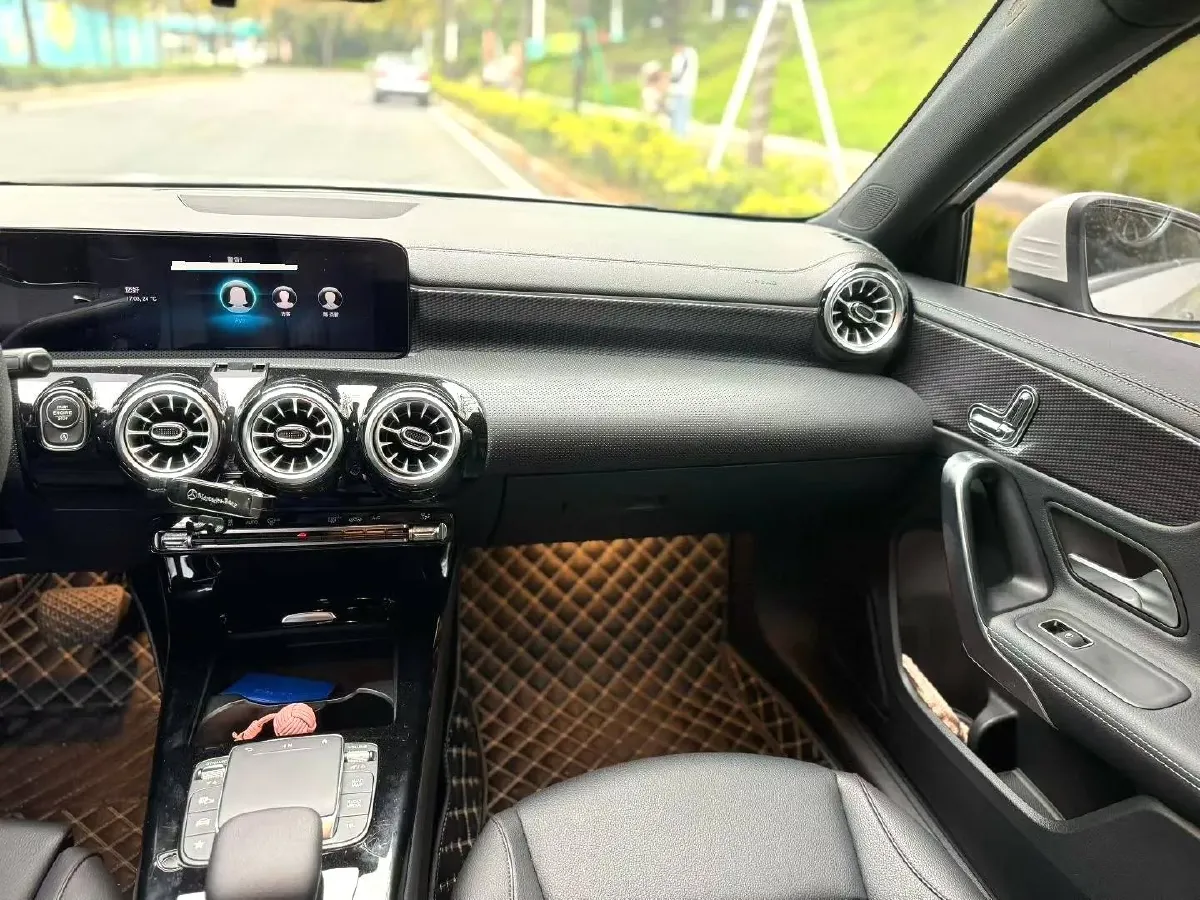 2022 Mercedes-Benz A Class 1.3T 163HP L4 7DCT,autocango,china used car exporter,china ev exporter,chinese used car exporter,chinese used ev exporter