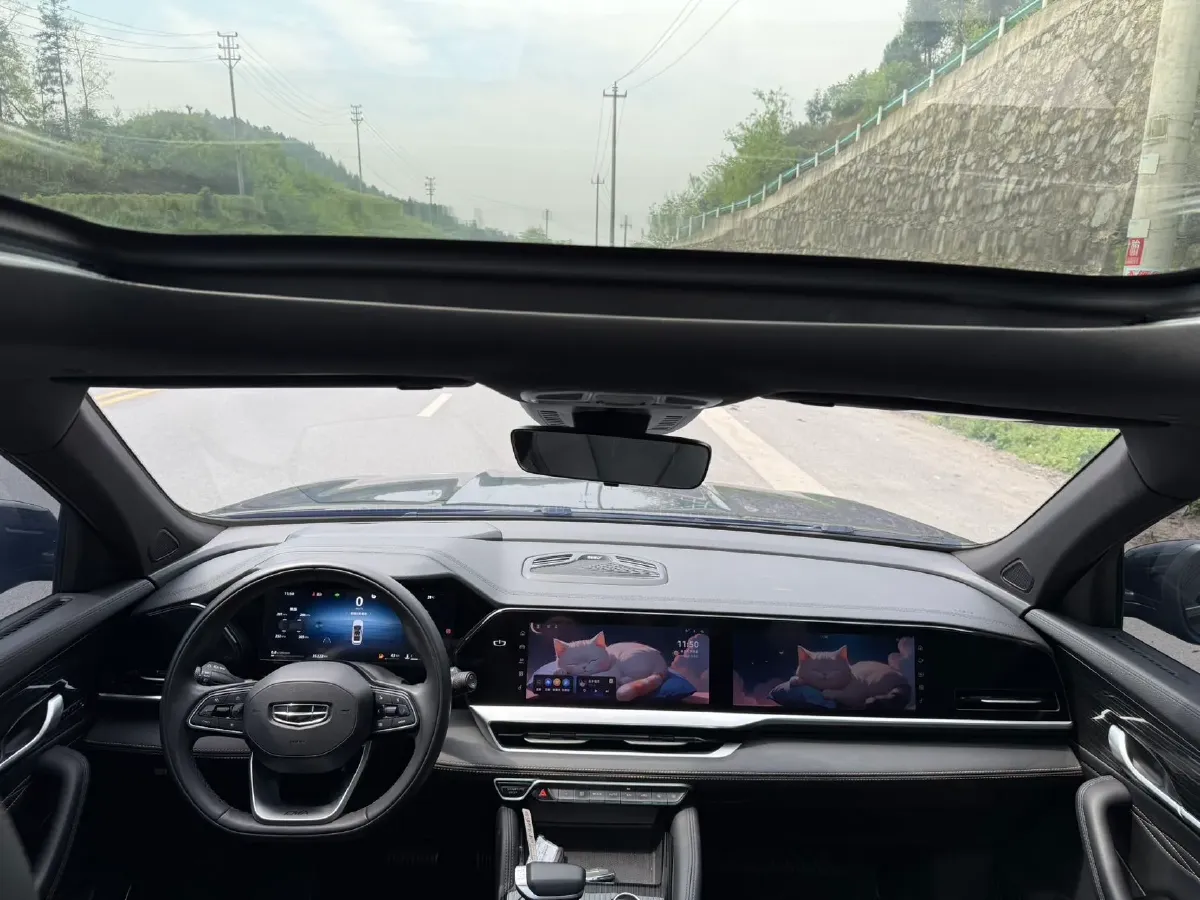 2024 Geely Monjaro 2.0T 218HP L4 7DCT,autocango,china used car exporter,china ev exporter,chinese used car exporter,chinese used ev exporter