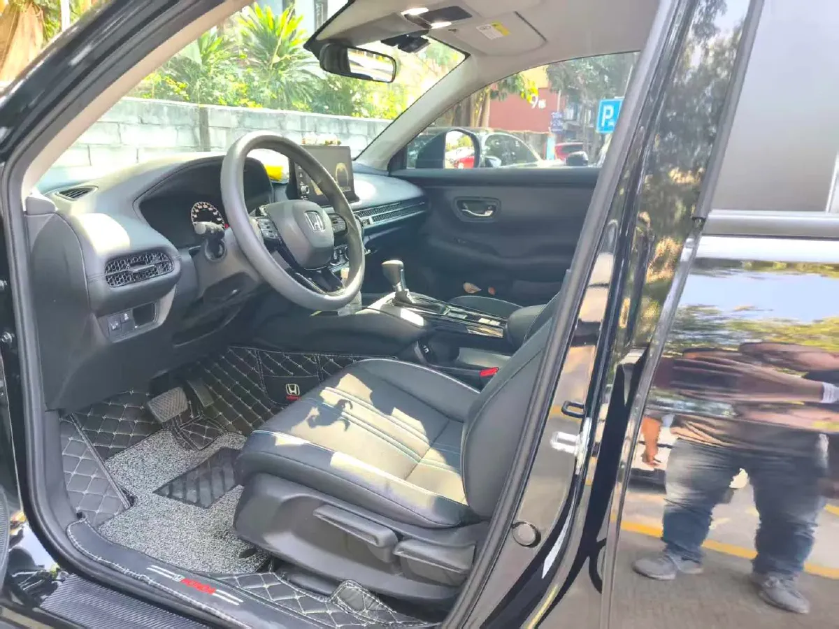2023 Honda HR-V 1.5T 182HP L4 CVT,autocango,china used car exporter,china ev exporter,chinese used car exporter,chinese used ev exporter