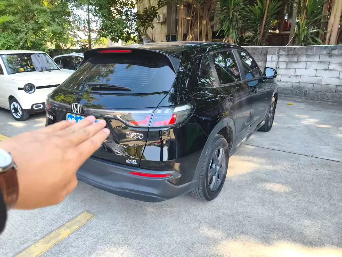 2023 Honda HR-V 1.5T 182HP L4 CVT,autocango,china used car exporter,china ev exporter,chinese used car exporter,chinese used ev exporter
