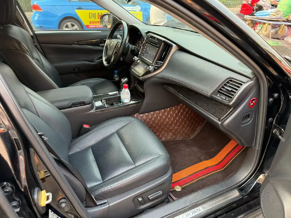 2018 Toyota Highlander 2.0T 220HP L4 6AT,autocango,china used car exporter,china ev exporter,chinese used car exporter,chinese used ev exporter