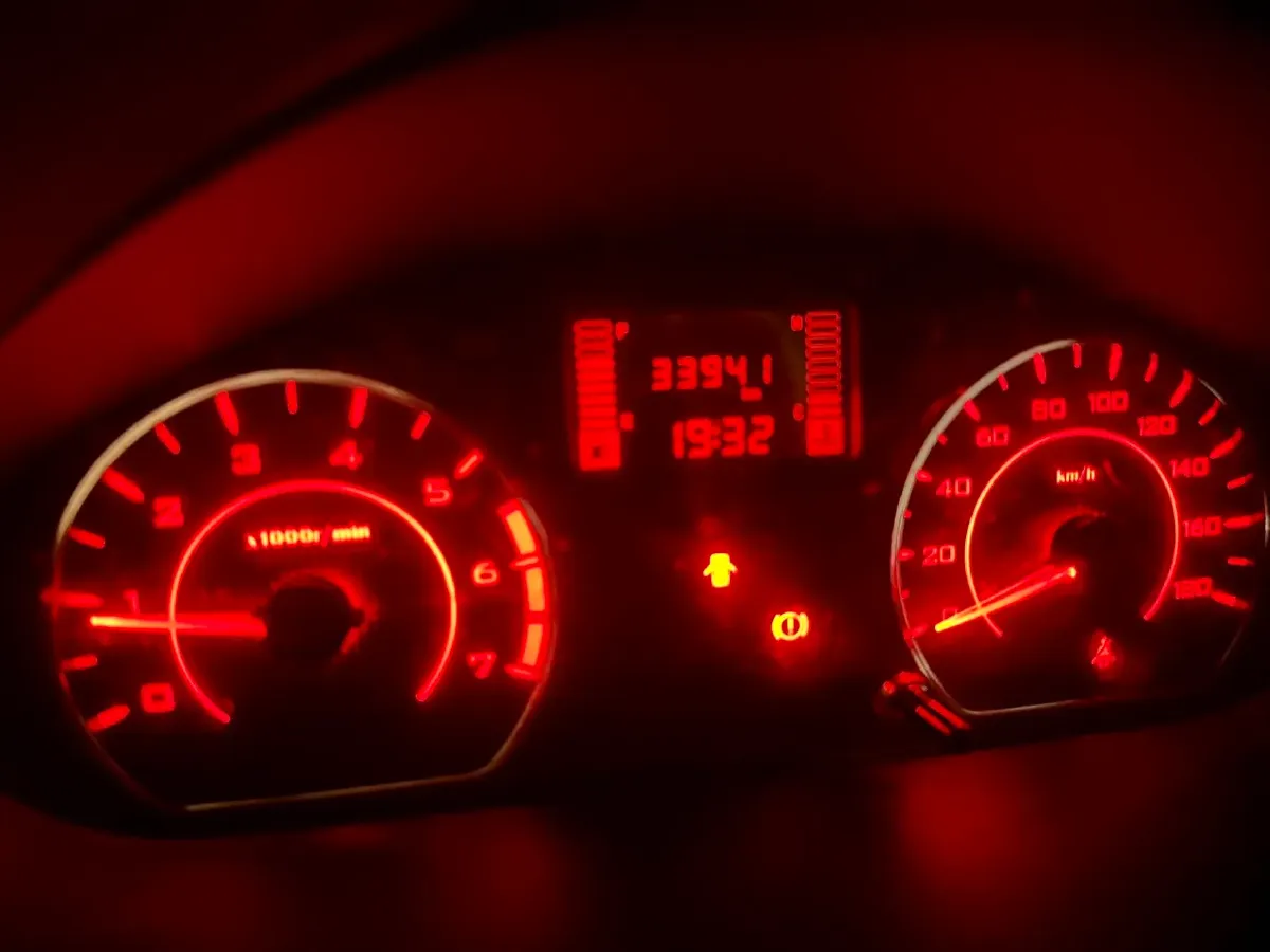 2022 WuLing HongGuang V 1.5L 99HP L4 6MT,autocango,china used car exporter,china ev exporter,chinese used car exporter,chinese used ev exporter