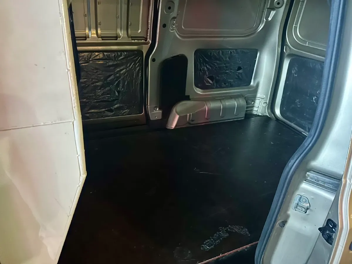 2022 WuLing HongGuang V 1.5L 99HP L4 6MT,autocango,china used car exporter,china ev exporter,chinese used car exporter,chinese used ev exporter