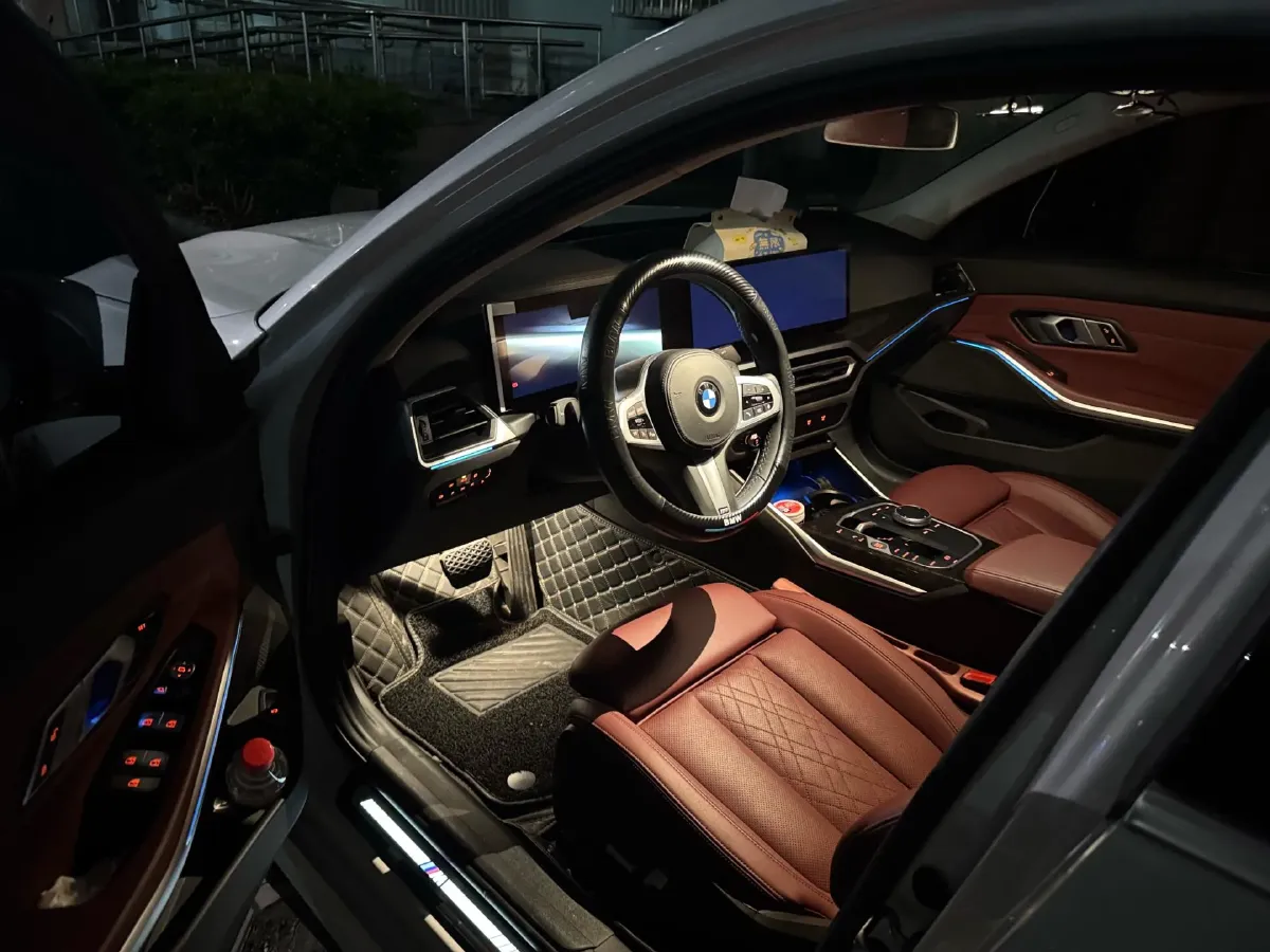 2023 BMW 3 Series 2.0T 184HP L4 8AT,autocango,china used car exporter,china ev exporter,chinese used car exporter,chinese used ev exporter