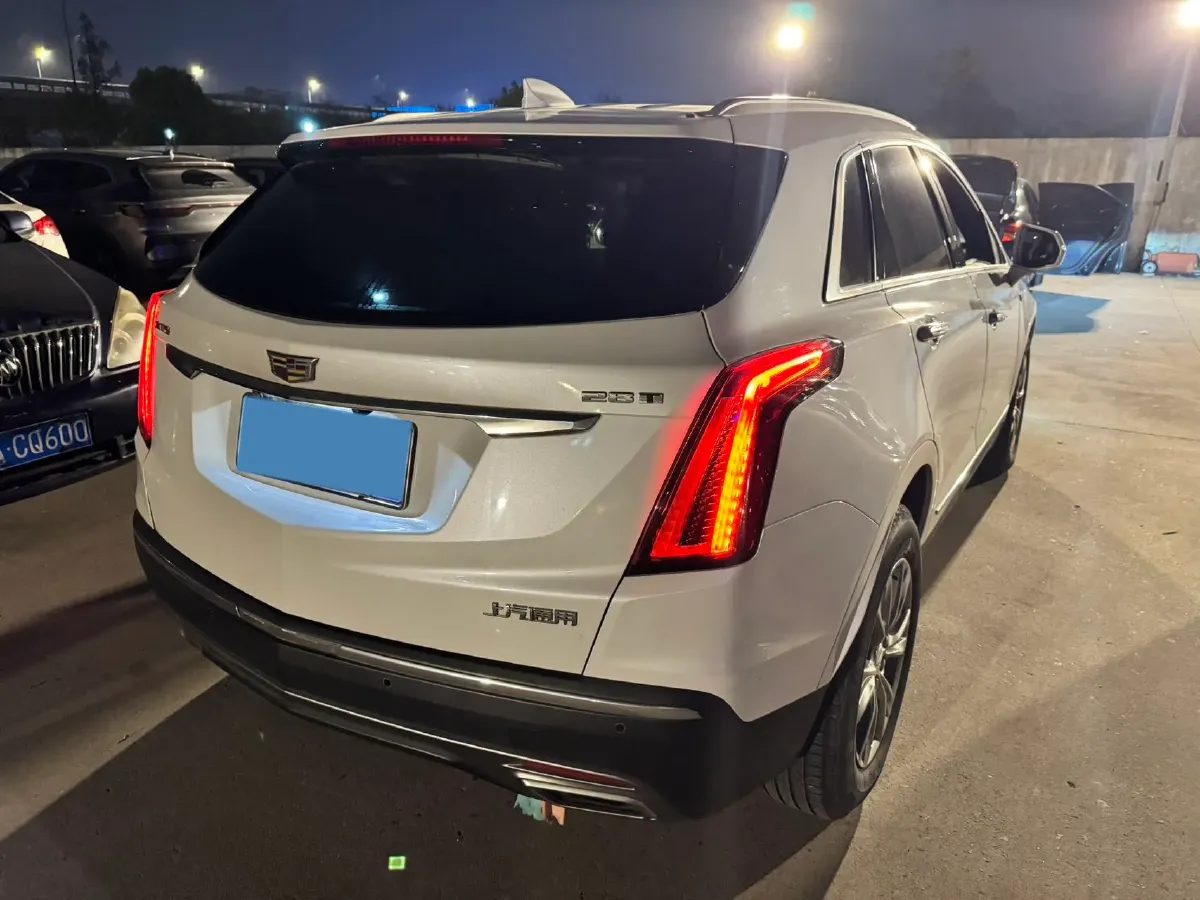 2020 Cadillac XT5 2.0T 237HP L4 9AT,autocango,china used car exporter,china ev exporter,chinese used car exporter,chinese used ev exporter