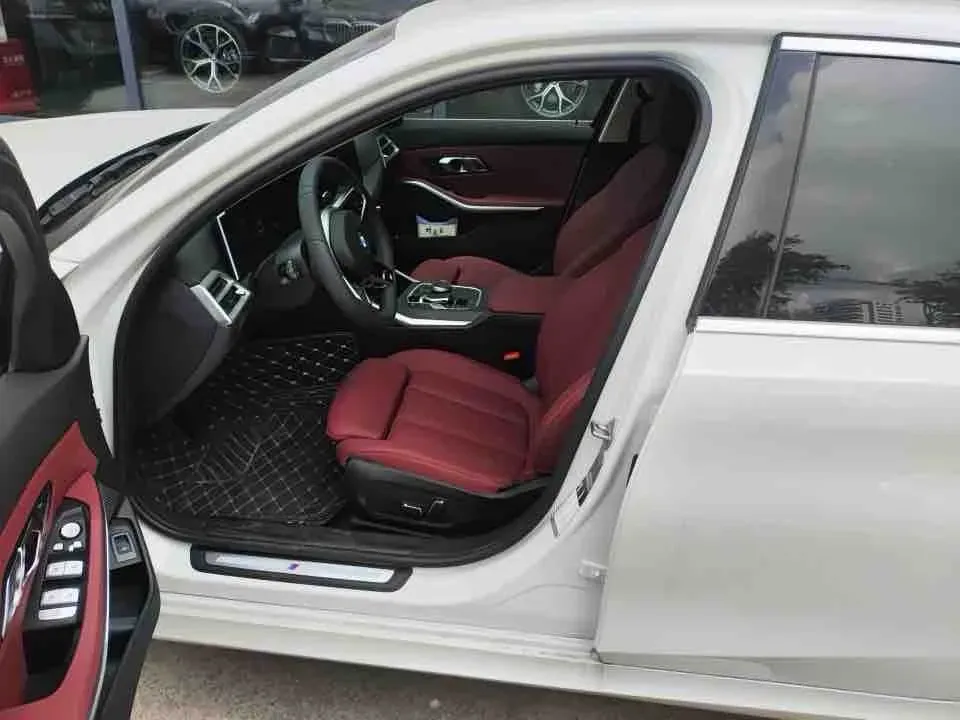 2025 BMW 3 Series 2.0T 184HP L4 8AT,autocango,china used car exporter,china ev exporter,chinese used car exporter,chinese used ev exporter