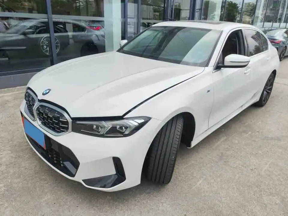 2025 BMW 3 Series 2.0T 184HP L4 8AT,autocango,china used car exporter,china ev exporter,chinese used car exporter,chinese used ev exporter