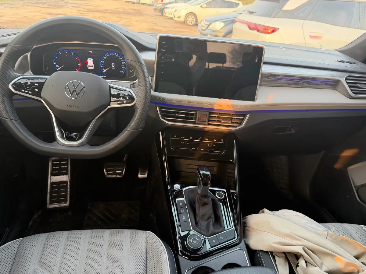 2023 Volkswagen Tayron 2.0T 220HP L4 7DCT,autocango,china used car exporter,china ev exporter,chinese used car exporter,chinese used ev exporter