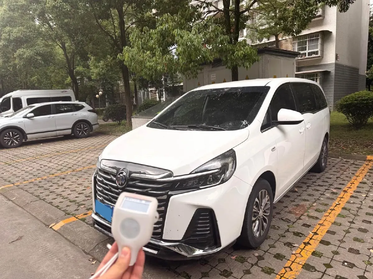 2023 Buick GL8 2.0T 237HP L4 9AT,autocango,china used car exporter,china ev exporter,chinese used car exporter,chinese used ev exporter