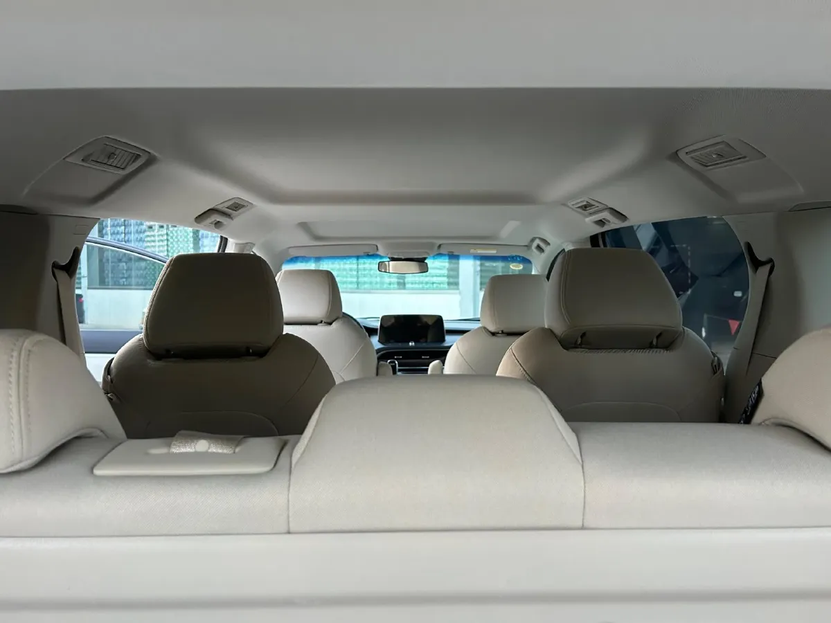 2022 Buick GL8 2.0T 237HP L4 9AT,autocango,china used car exporter,china ev exporter,chinese used car exporter,chinese used ev exporter